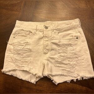 White American Eagle boyfriend shorts